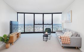 Skyline View High Floor 2Br With Sofa Bed And Free Parking